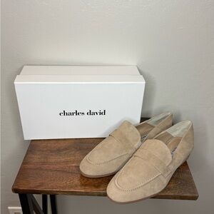 Charles David Tan Nude Convertible Loafers